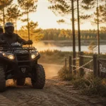 Randonnée quad landes en forêt, quad sur piste sablonneuse
